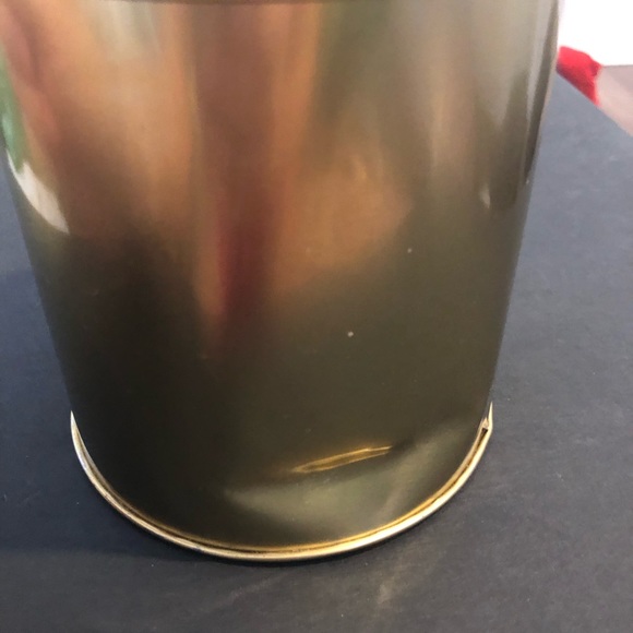 Swatch - Picture 6 of 6